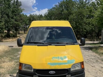 Жовтий Форд Транзит, об'ємом двигуна 2.5 л та пробігом 350 тис. км за 2300 $, фото 1 на Automoto.ua