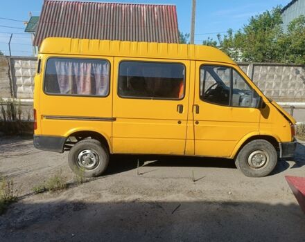 Желтый Форд Транзит, объемом двигателя 0 л и пробегом 303 тыс. км за 800 $, фото 1 на Automoto.ua