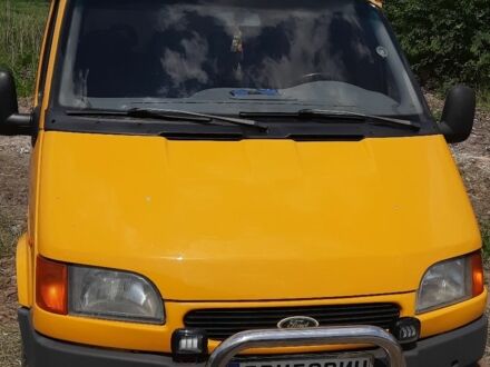 Форд Транзит 1999 в Павлограде на Automoto.ua Желтый Форд Транзит, объемом двигателя 0 л и пробегом 399 тыс. км за 4200 $, фото 1 на Automoto.ua