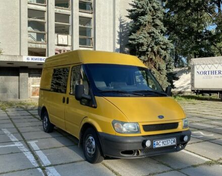 Желтый Форд Транзит, объемом двигателя 2 л и пробегом 400 тыс. км за 2900 $, фото 1 на Automoto.ua