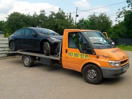 Форд Транзит 2003 у Івано-Франківську на Automoto.ua Жовтий Форд Транзит, об'ємом двигуна 2.4 л та пробігом 388 тис. км за 7999 $, фото 1 на Automoto.ua