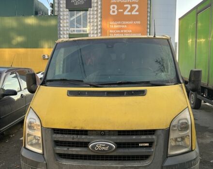 Желтый Форд Транзит, объемом двигателя 2.2 л и пробегом 430 тыс. км за 3200 $, фото 1 на Automoto.ua