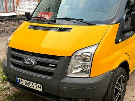 Жовтий Форд Транзит, об'ємом двигуна 2.2 л та пробігом 250 тис. км за 6000 $, фото 1 на Automoto.ua