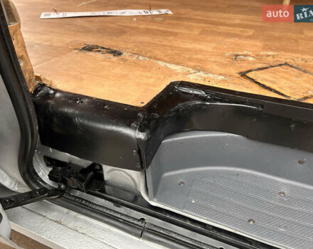 Сірий Форд Транзит, об'ємом двигуна 2.5 л та пробігом 325 тис. км за 6000 $, фото 39 на Automoto.ua