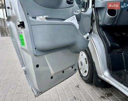 Сірий Форд Транзит, об'ємом двигуна 2.2 л та пробігом 358 тис. км за 6700 $, фото 13 на Automoto.ua