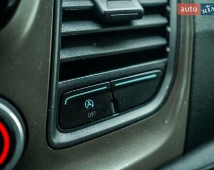 Серый Форд Транзит, объемом двигателя 2 л и пробегом 170 тыс. км за 23500 $, фото 76 на Automoto.ua