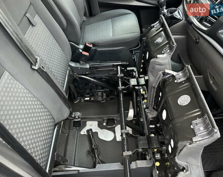 Серый Форд Транзит, объемом двигателя 2 л и пробегом 132 тыс. км за 17650 $, фото 87 на Automoto.ua