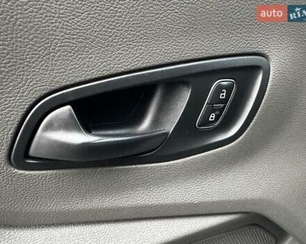 Серый Форд Транзит, объемом двигателя 2 л и пробегом 132 тыс. км за 17650 $, фото 43 на Automoto.ua