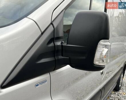 Серый Форд Транзит, объемом двигателя 2 л и пробегом 132 тыс. км за 17650 $, фото 16 на Automoto.ua