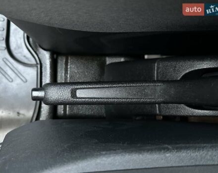 Серый Форд Транзит, объемом двигателя 2 л и пробегом 132 тыс. км за 17650 $, фото 66 на Automoto.ua