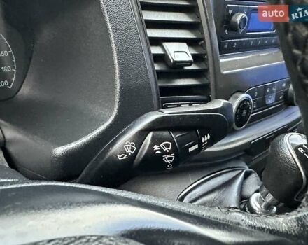 Серый Форд Транзит, объемом двигателя 2 л и пробегом 132 тыс. км за 17650 $, фото 62 на Automoto.ua