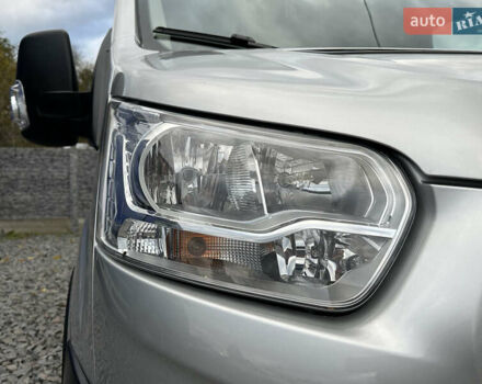 Серый Форд Транзит, объемом двигателя 2 л и пробегом 132 тыс. км за 17650 $, фото 8 на Automoto.ua