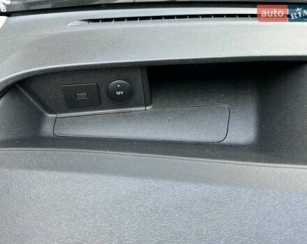 Серый Форд Транзит, объемом двигателя 2 л и пробегом 132 тыс. км за 17650 $, фото 75 на Automoto.ua