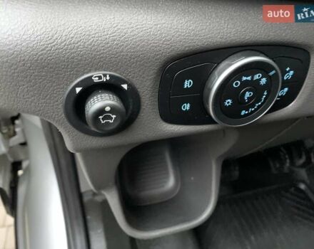 Серый Форд Транзит, объемом двигателя 2 л и пробегом 147 тыс. км за 17300 $, фото 25 на Automoto.ua