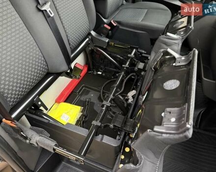 Сірий Форд Транзит, об'ємом двигуна 2 л та пробігом 240 тис. км за 18250 $, фото 46 на Automoto.ua