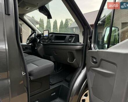 Сірий Форд Транзит, об'ємом двигуна 2 л та пробігом 240 тис. км за 18250 $, фото 41 на Automoto.ua