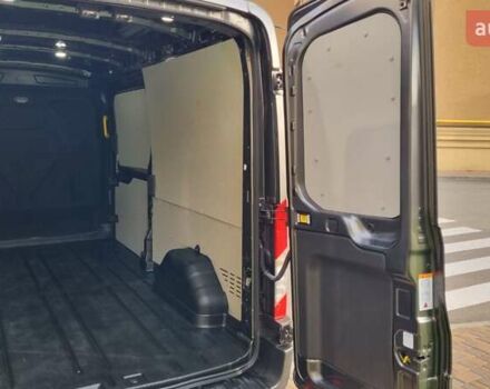 Серый Форд Транзит, объемом двигателя 2 л и пробегом 240 тыс. км за 19500 $, фото 13 на Automoto.ua