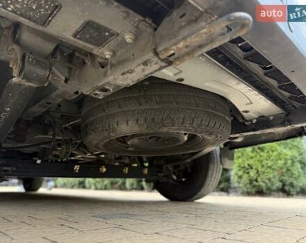 Сірий Форд Транзит, об'ємом двигуна 2 л та пробігом 240 тис. км за 18250 $, фото 19 на Automoto.ua