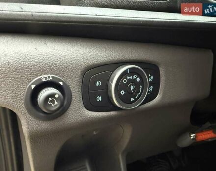 Сірий Форд Транзит, об'ємом двигуна 2 л та пробігом 240 тис. км за 18250 $, фото 30 на Automoto.ua