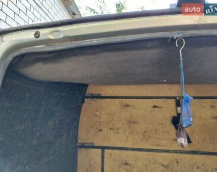 Сірий Форд Транзит, об'ємом двигуна 2 л та пробігом 450 тис. км за 3200 $, фото 22 на Automoto.ua
