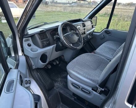 Форд Транзит 2007 у Коломые на Automoto.ua Сірий Форд Транзит, об'ємом двигуна 0 л та пробігом 400 тис. км за 4200 $, фото 5 на Automoto.ua