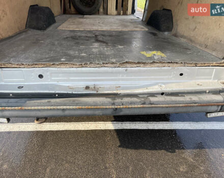 Серый Форд Транзит, объемом двигателя 2.2 л и пробегом 322 тыс. км за 9300 $, фото 25 на Automoto.ua