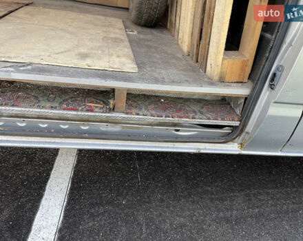 Серый Форд Транзит, объемом двигателя 2.2 л и пробегом 322 тыс. км за 9300 $, фото 34 на Automoto.ua