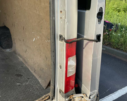 Серый Форд Транзит, объемом двигателя 2.2 л и пробегом 322 тыс. км за 9300 $, фото 24 на Automoto.ua