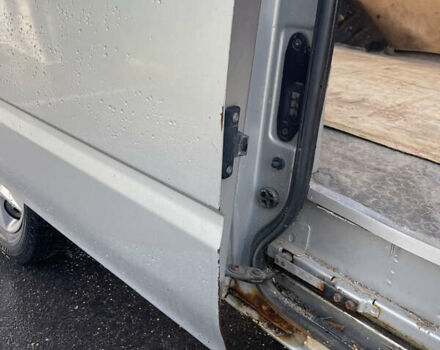 Серый Форд Транзит, объемом двигателя 2.2 л и пробегом 322 тыс. км за 9300 $, фото 32 на Automoto.ua