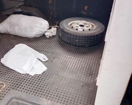 Сірий Форд Транзит, об'ємом двигуна 2.5 л та пробігом 111 тис. км за 3000 $, фото 2 на Automoto.ua