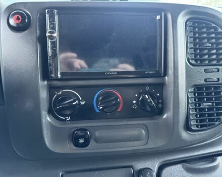 Серый Форд Транзит, объемом двигателя 2 л и пробегом 350 тыс. км за 3500 $, фото 13 на Automoto.ua