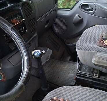 Сірий Форд Транзит, об'ємом двигуна 2 л та пробігом 448 тис. км за 4700 $, фото 3 на Automoto.ua