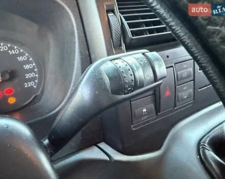 Серый Форд Транзит, объемом двигателя 2.2 л и пробегом 343 тыс. км за 7490 $, фото 20 на Automoto.ua