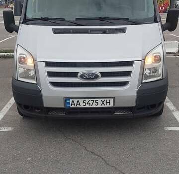 Сірий Форд Транзит, об'ємом двигуна 2.2 л та пробігом 300 тис. км за 8300 $, фото 1 на Automoto.ua