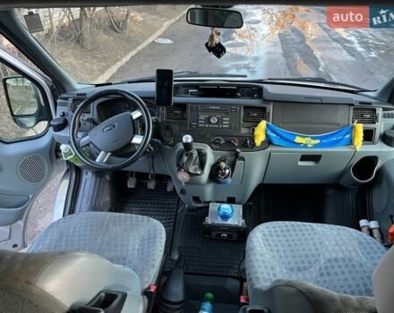 Сірий Форд Транзит, об'ємом двигуна 2.2 л та пробігом 213 тис. км за 7900 $, фото 16 на Automoto.ua
