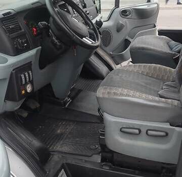 Сірий Форд Транзит, об'ємом двигуна 2.2 л та пробігом 300 тис. км за 8300 $, фото 29 на Automoto.ua