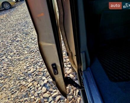 Сірий Форд Транзит, об'ємом двигуна 2.2 л та пробігом 228 тис. км за 11500 $, фото 24 на Automoto.ua