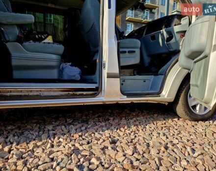 Сірий Форд Транзит, об'ємом двигуна 2.2 л та пробігом 228 тис. км за 11500 $, фото 28 на Automoto.ua