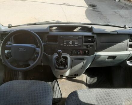 Серый Форд Транзит, объемом двигателя 2.2 л и пробегом 194 тыс. км за 8800 $, фото 4 на Automoto.ua