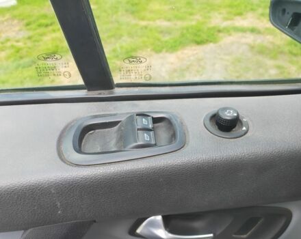 Серый Форд Транзит, объемом двигателя 2.2 л и пробегом 284 тыс. км за 10000 $, фото 4 на Automoto.ua