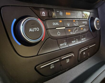 Сірий Форд Транзит, об'ємом двигуна 2 л та пробігом 63 тис. км за 17300 $, фото 3 на Automoto.ua