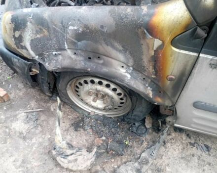 Форд Транзит 2006 в Ичне на Automoto.ua Серый Форд Транзит, объемом двигателя 0 л и пробегом 2 тыс. км за 500 $, фото 1 на Automoto.ua