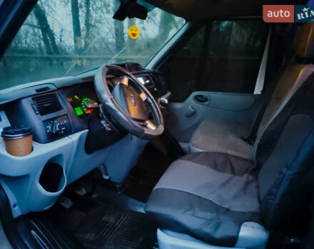 Сірий Форд Транзит, об'ємом двигуна 2.4 л та пробігом 288 тис. км за 9500 $, фото 7 на Automoto.ua