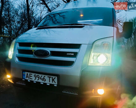 Сірий Форд Транзит, об'ємом двигуна 2.4 л та пробігом 288 тис. км за 9500 $, фото 23 на Automoto.ua