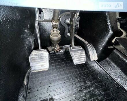 Сірий Форд Транзит, об'ємом двигуна 2.2 л та пробігом 167 тис. км за 14000 $, фото 11 на Automoto.ua