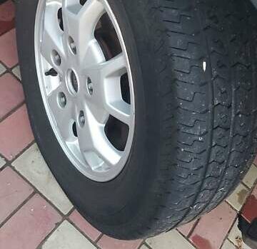 Серый Форд Транзит, объемом двигателя 2.2 л и пробегом 193 тыс. км за 18500 $, фото 1 на Automoto.ua