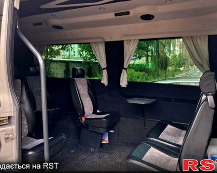 Сірий Форд Транзит, об'ємом двигуна 2.2 л та пробігом 190 тис. км за 17500 $, фото 1 на Automoto.ua