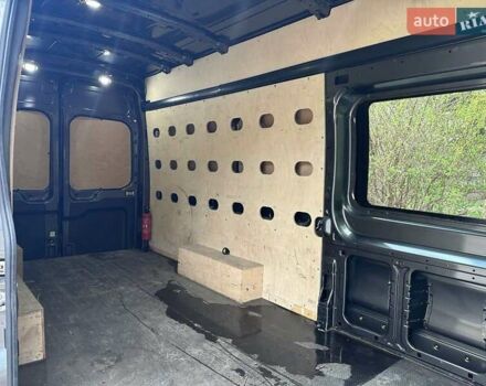 Серый Форд Транзит, объемом двигателя 2 л и пробегом 254 тыс. км за 24300 $, фото 14 на Automoto.ua