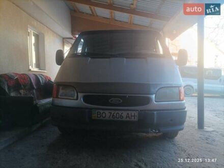 Серый Форд Транзит, объемом двигателя 2.5 л и пробегом 400 тыс. км за 2900 $, фото 1 на Automoto.ua