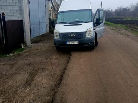 Сірий Форд Транзит, об'ємом двигуна 2.4 л та пробігом 627 тис. км за 8500 $, фото 1 на Automoto.ua